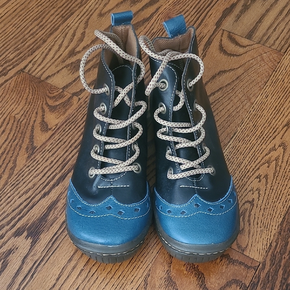 Authentic handmade shoes from Chile (Navy and Turquoise) lace-up